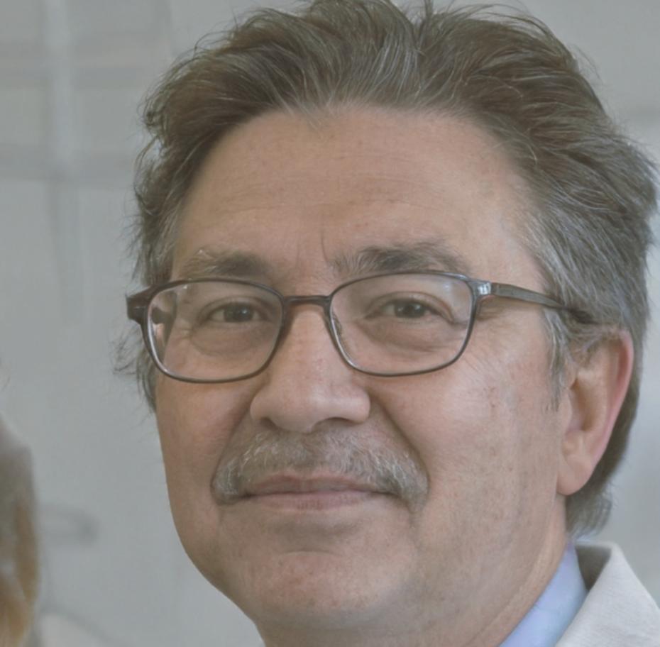 Professional headshot of Marcus Reinhardt, senior financial analyst instructor